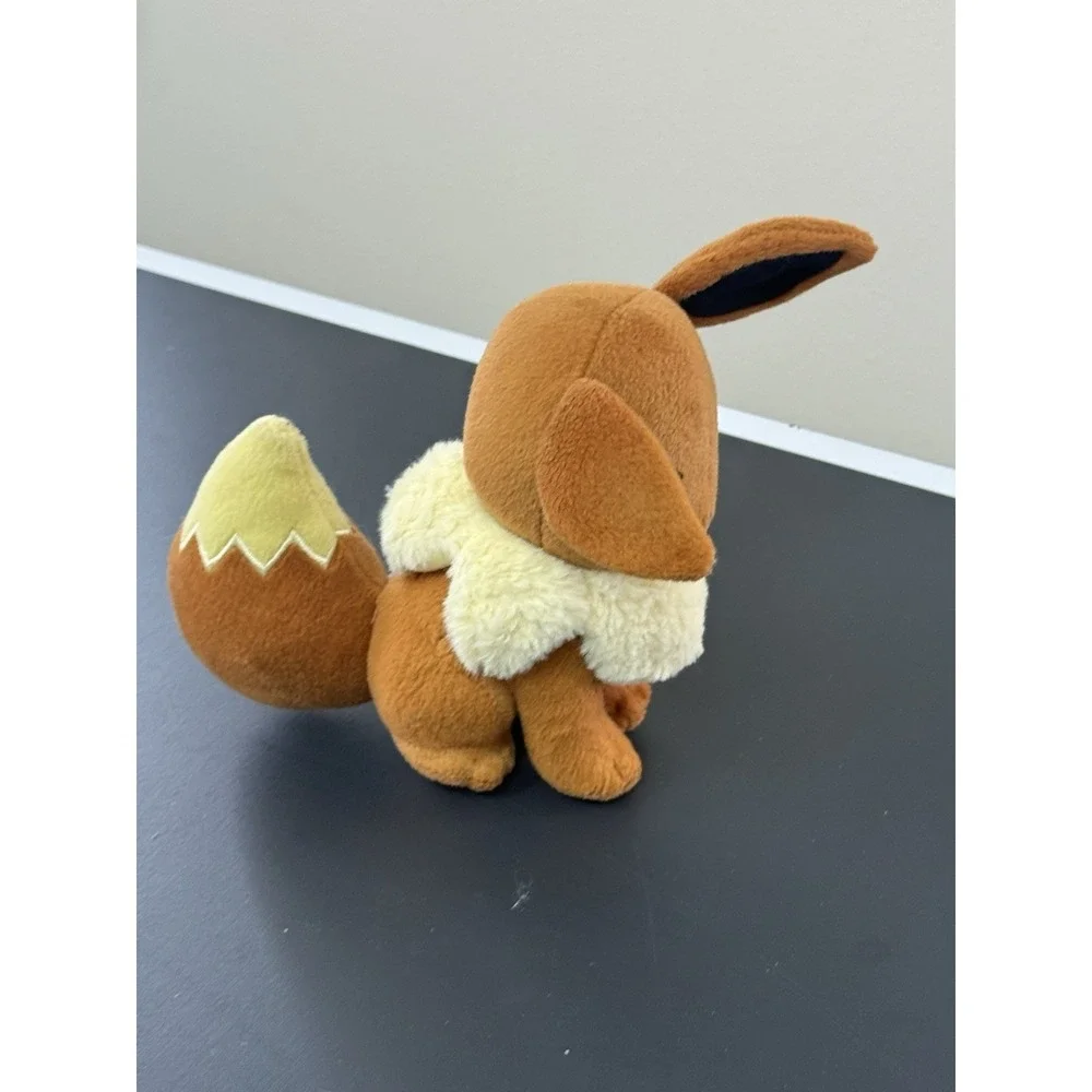 Pokemon Eevee Smile Tomy Plush Stuffed Animal Toy Doll